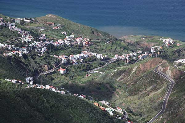 Teneriffa - Straßenach Taganana