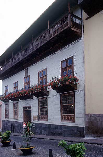 Casas de los Balcones