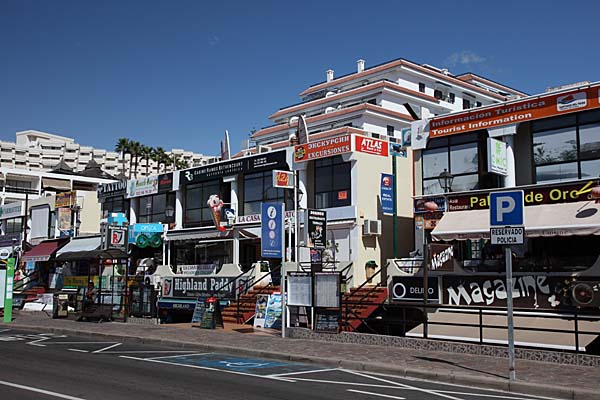 Centro Comercial in Puerto de Santiago - Teneriffa