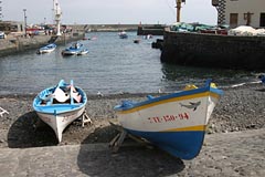 Fischerboote im Hafen von Puerto de la Cruz / Tenerife