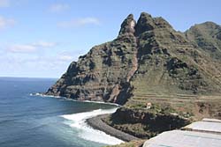 Felsen an der Küste vor Punta del Hidalgo - Teneriffa