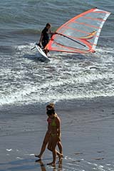 So manche(r) will gesehen werden am Surferstrand von El Medano - Teneriffa